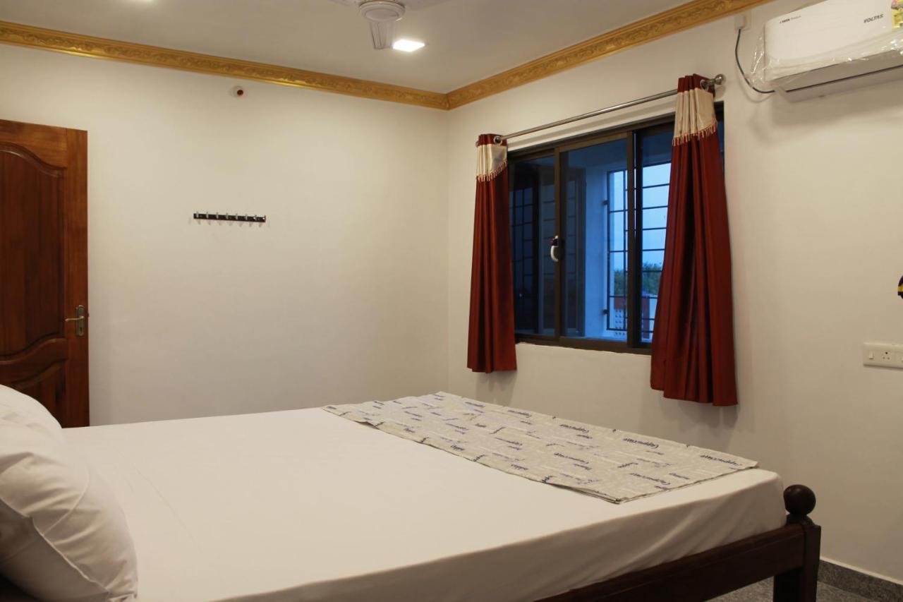 Seascape Residency White Town Hotel Pondicherry Exterior photo